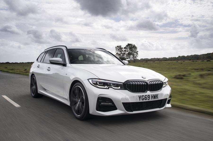  BMW 330i Touring M Sport (G21) 2019 года  (UK) (фото 27 из 32)